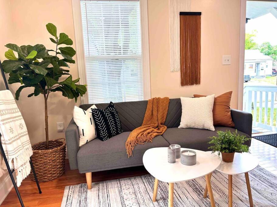 Cozy Boho Home Close To Short North/Osu Campus/Downtown コロンバス エクステリア 写真