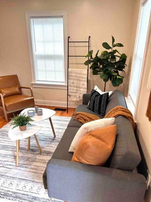 Cozy Boho Home Close To Short North/Osu Campus/Downtown コロンバス エクステリア 写真